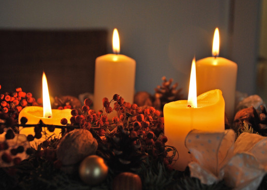 Vánoční pohlednice, přání a pozdravy - Pohlednice adventny vencek 