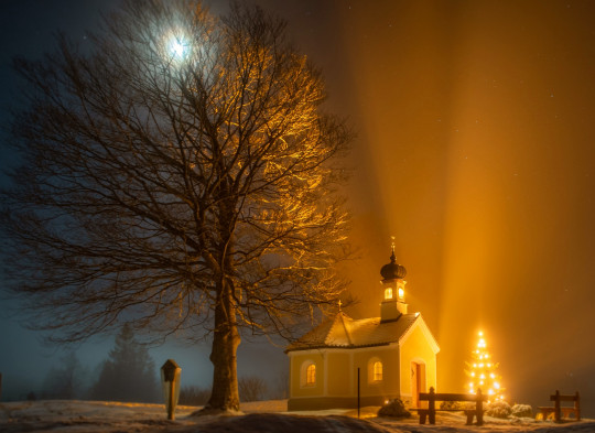 Pohlednice Vianoce kostol svetlo  - 